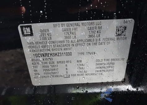 2017 Chevrolet Silverado 1500 1Lt z USA, uszkodzony, nr VIN 1GCVKREH3HZ311030